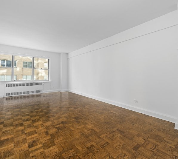 Expansive Living Room Private Outdoor Space