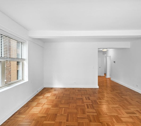 _Spacious Studio Midtown