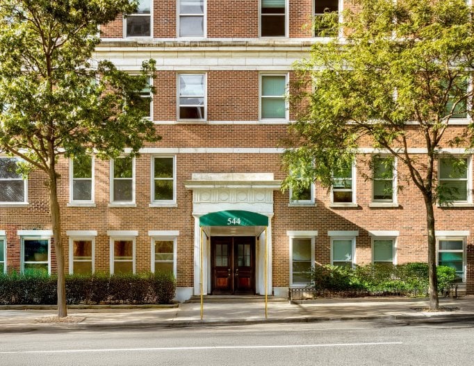 544 East 86th street entrance