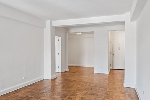 _Foyer and Dining Room