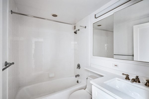 - bathroom soaking tub upper east side renovated central park walnut floors