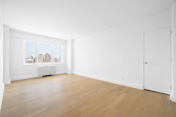 30B - Photo 2