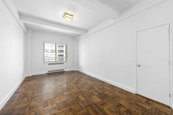 King Size Bedroom