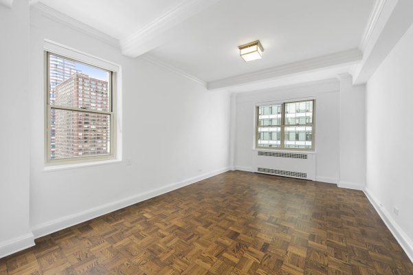 King Size Corner Bedroom