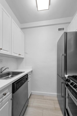 Kitchen Midtown East Stainless Steel Appliances