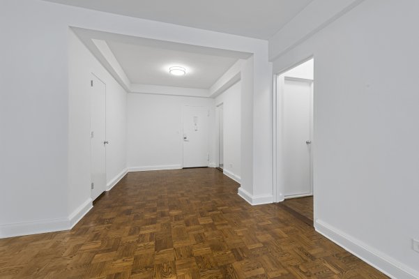 Vestibule Foyer Entrance