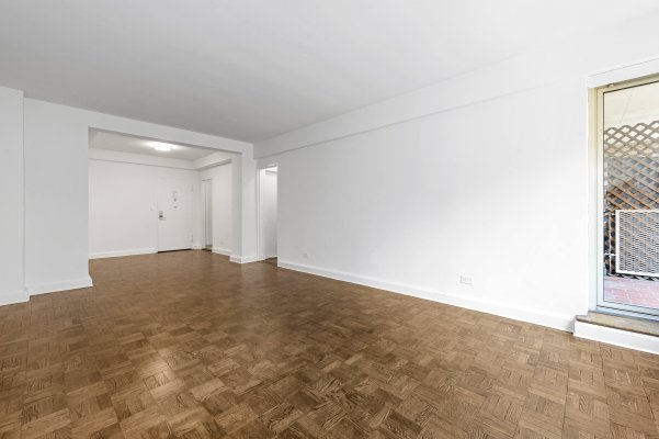 Living Room Vestibule Foyer