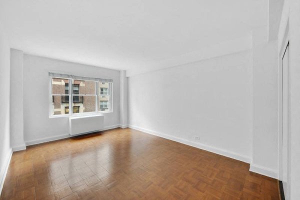 _Midtown East Bedroom