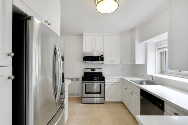 211 Apt 6A