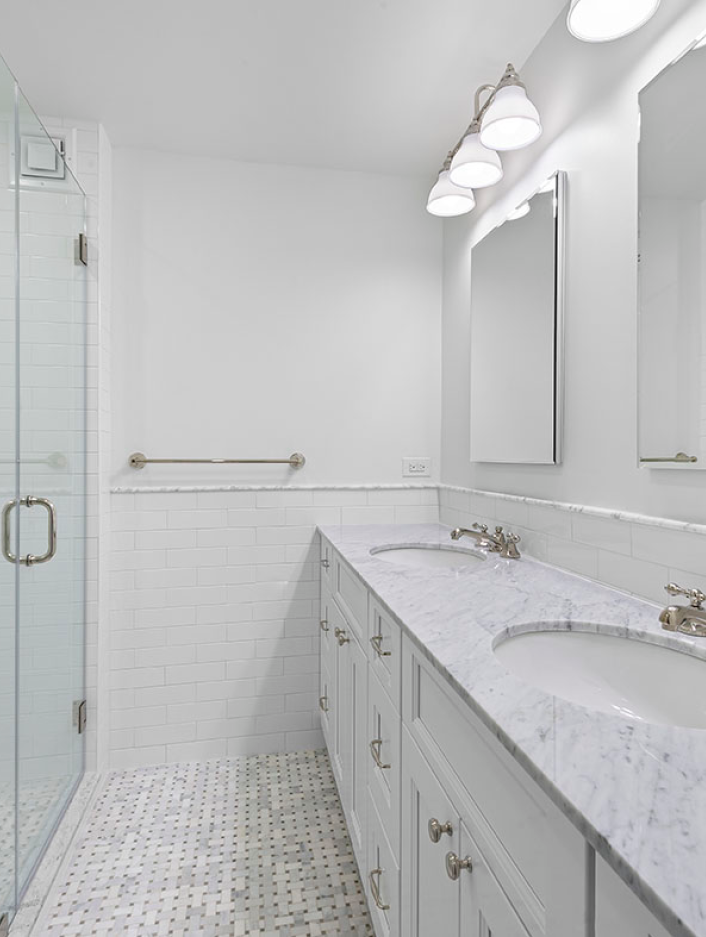 Bathroom at 945 5th Avenue.